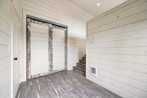 Entry Way - 20689 Bower Ln, Proctor, MT 59929 photo 4 of 4