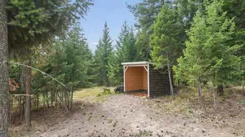Exterior - 20689 Bower Ln, Proctor, MT 59929 photo 7 of 10