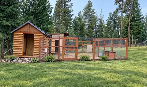 Exterior - 20689 Bower Ln, Proctor, MT 59929 photo 4 of 10