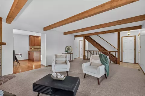 Living - 67 Pine Ridge Cir, Clancy, MT 59634 photo 8 of 8