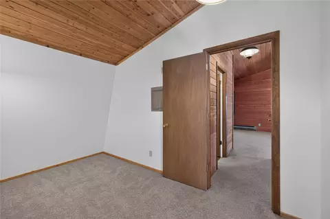 Bedroom - 67 Pine Ridge Cir, Clancy, MT 59634 photo 8 of 14