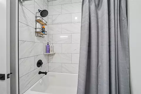 Bath - 87 Mare Ln, Bozeman, MT 59718 photo 7 of 8