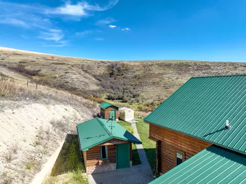 Exterior - 5833 Us Highway 89, Belt, MT 59412 photo 7 of 16