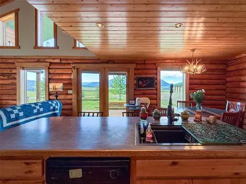 Kitchen - 5833 Us Highway 89, Belt, MT 59412 photo 6 of 6