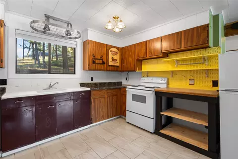 Kitchen - 110 Happys Loop, Libby, MT 59923 photo 1 of 3