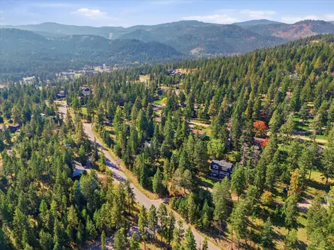View/Area - 532 Grayling Rd, Lakeside, MT 59922 photo 4 of 5
