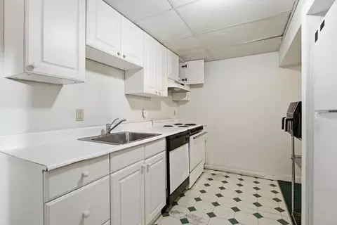 Kitchen - 532 Grayling Rd, Lakeside, MT 59922 photo 3 of 3
