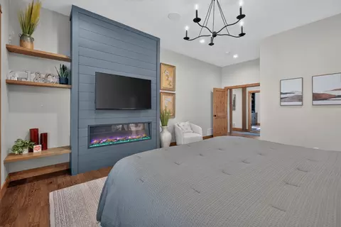 Bedroom - 26 Eagle View Dr, Clancy, MT 59634 photo 3 of 11