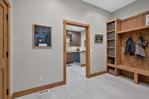 Entry Way - 26 Eagle View Dr, Clancy, MT 59634 photo 8 of 13