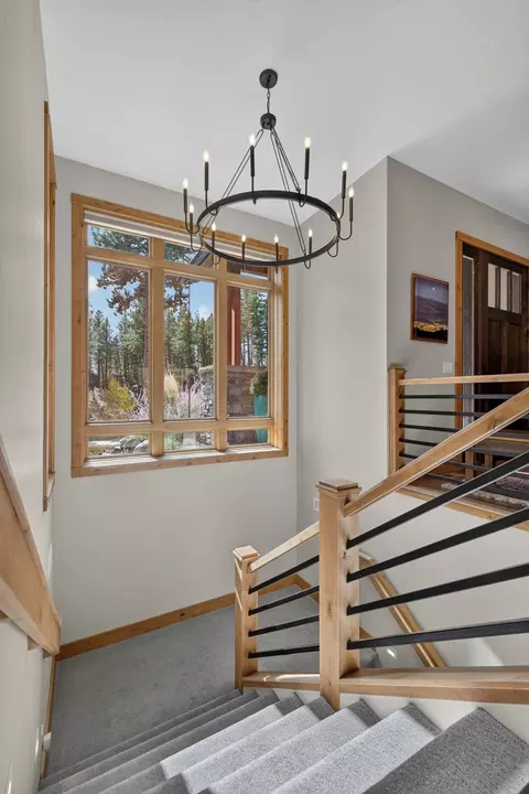 Entry Way - 26 Eagle View Dr, Clancy, MT 59634 photo 9 of 13