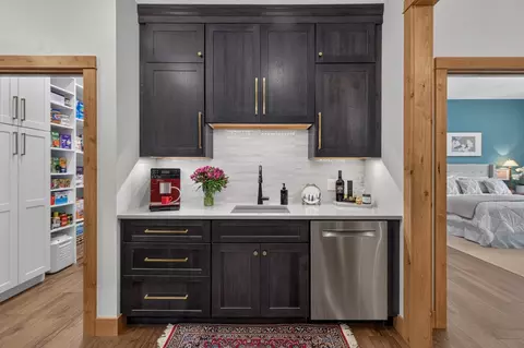 Kitchen - 26 Eagle View Dr, Clancy, MT 59634 photo 7 of 11