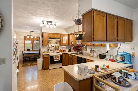 Kitchen - 250 Sunny Side Dr, Libby, MT 59923 photo 1 of 6