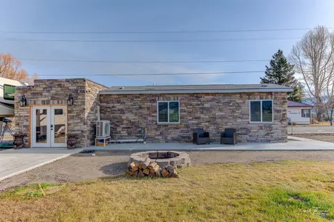 416 Kentucky St, Deer Lodge, MT 59722