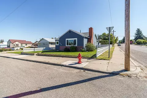 237 5th Ave SE, Cut Bank, MT 59427