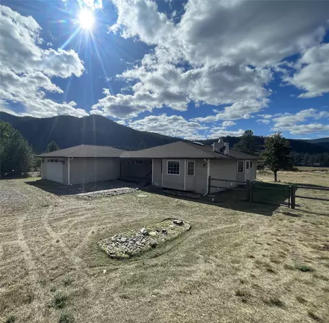 15 Terrace Dr, Plains, MT 59859