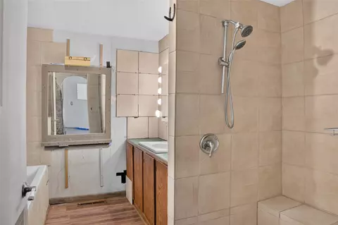 Bath - 34151 Us Hwy 2, Libby, MT 59923 photo 1 of 3