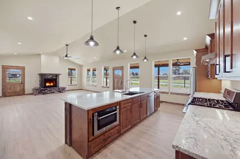 Kitchen - 206 Lore Ln, Hamilton, MT 59840 photo 8 of 8
