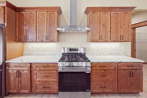 Kitchen - 206 Lore Ln, Hamilton, MT 59840 photo 6 of 8