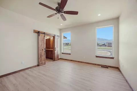 Bedroom - 206 Lore Ln, Hamilton, MT 59840 photo 1 of 5