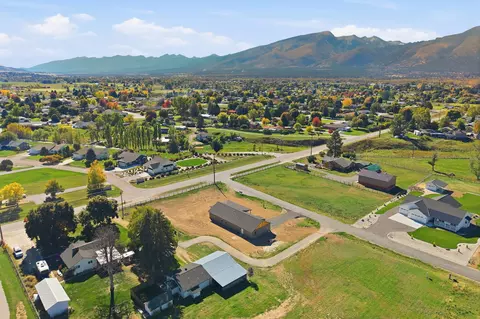 View/Area - 206 Lore Ln, Hamilton, MT 59840 photo 6 of 8