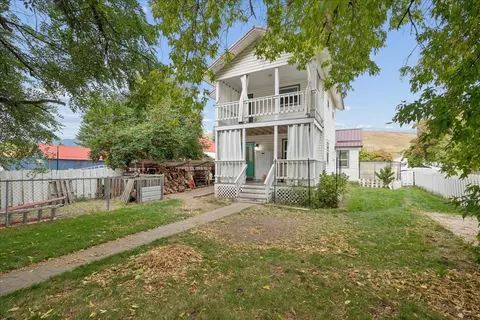 Exterior - 119 Central Ave, Eureka, MT 59917 photo 1 of 4