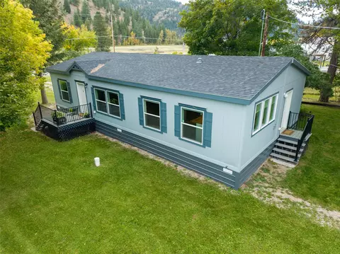 20483 E Mullan Rd, Clinton, MT 59825