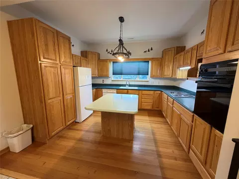 Kitchen - 105 Broadway St, Augusta, MT 59410 photo 3 of 5