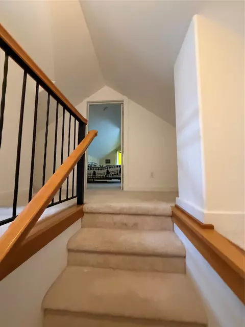 Entry Way - 105 Broadway St, Augusta, MT 59410 photo 7 of 10