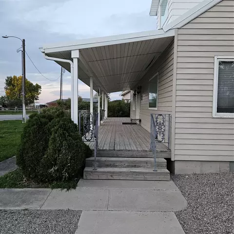 Exterior - 105 Broadway St, Augusta, MT 59410 photo 6 of 29