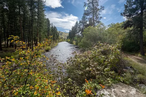 5855 Serenity Ln, Conner, MT 59827 photo 22