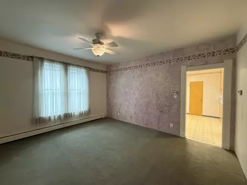 Bedroom - 509 S 3rd St, Hamilton, MT 59840 photo 1 of 10