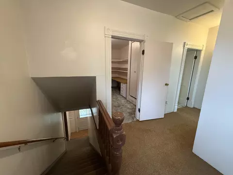 Entry Way - 509 S 3rd St, Hamilton, MT 59840 photo 5 of 5
