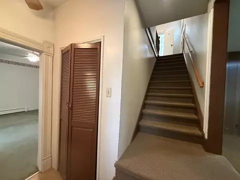 Entry Way - 509 S 3rd St, Hamilton, MT 59840 photo 3 of 5