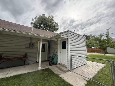 Exterior - 509 S 3rd St, Hamilton, MT 59840 photo 5 of 11