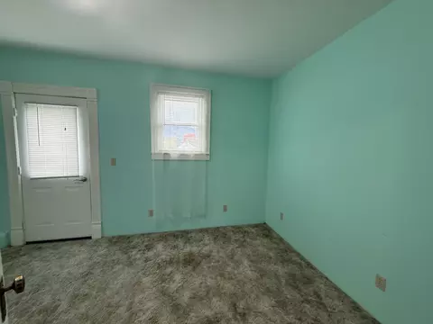 Bedroom - 509 S 3rd St, Hamilton, MT 59840 photo 8 of 10