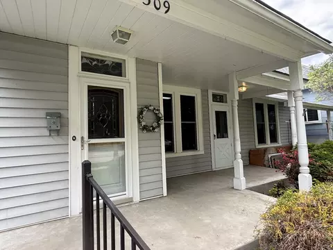 Exterior - 509 S 3rd St, Hamilton, MT 59840 photo 2 of 11