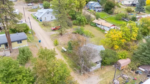 105 Meadowview Ln, Alberton, MT 59820