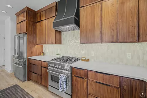 Kitchen - 2754 Lone Chief Loop, Helena, MT 59601 photo 4 of 7