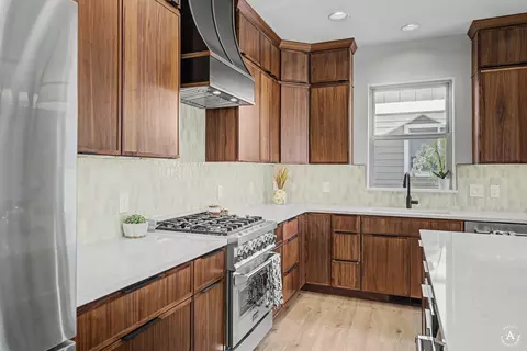 Kitchen - 2754 Lone Chief Loop, Helena, MT 59601 photo 6 of 7