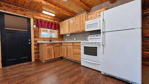 Kitchen - 1004 N Second St, Lincoln, MT 59639 photo 2 of 2