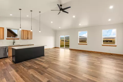 Living - 14 Nez Perce Trl, Townsend, MT 59644 photo 1 of 5