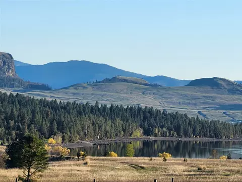 28821 Walking Horse Ln, Big Arm, MT 59910