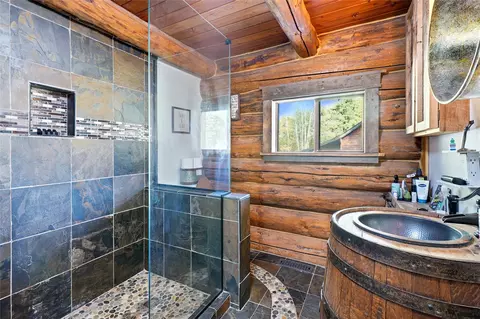 Bath - 62564 Us Hwy 2, Libby, MT 59923 photo 1 of 4