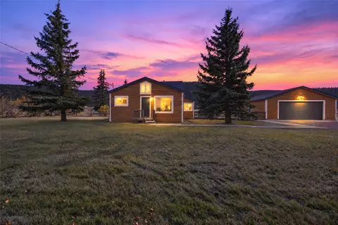 215 W Main St, Elliston, MT 59728