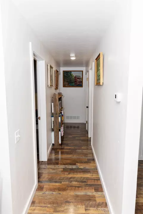 Entry Way - 507 Nevada Ave, Libby, MT 59923 photo 2 of 4