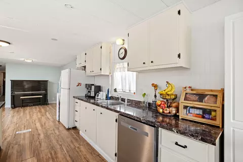 Kitchen - 107 4th St N, Cascade, MT 59421 photo 1 of 2