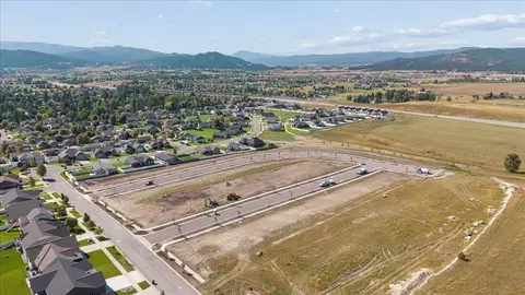 717 Crown Ridge Dr, Kalispell, MT 59901 photo 6