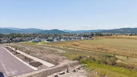 717 Crown Ridge Dr, Kalispell, MT 59901 photo 8