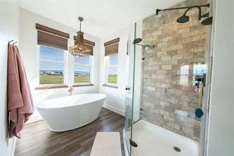 Bath - 135 Equestrian Ln, Kalispell, MT 59901 photo 1 of 6