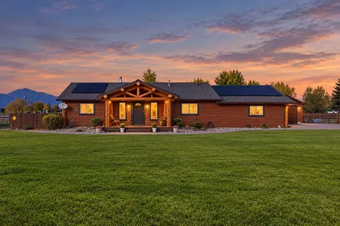 344 Harold Ln, Corvallis, MT 59828